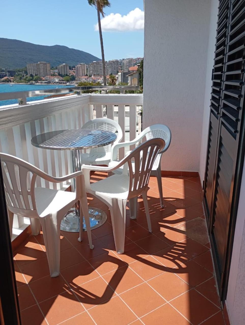 Apartments Cebra Herceg Novi Dış mekan fotoğraf