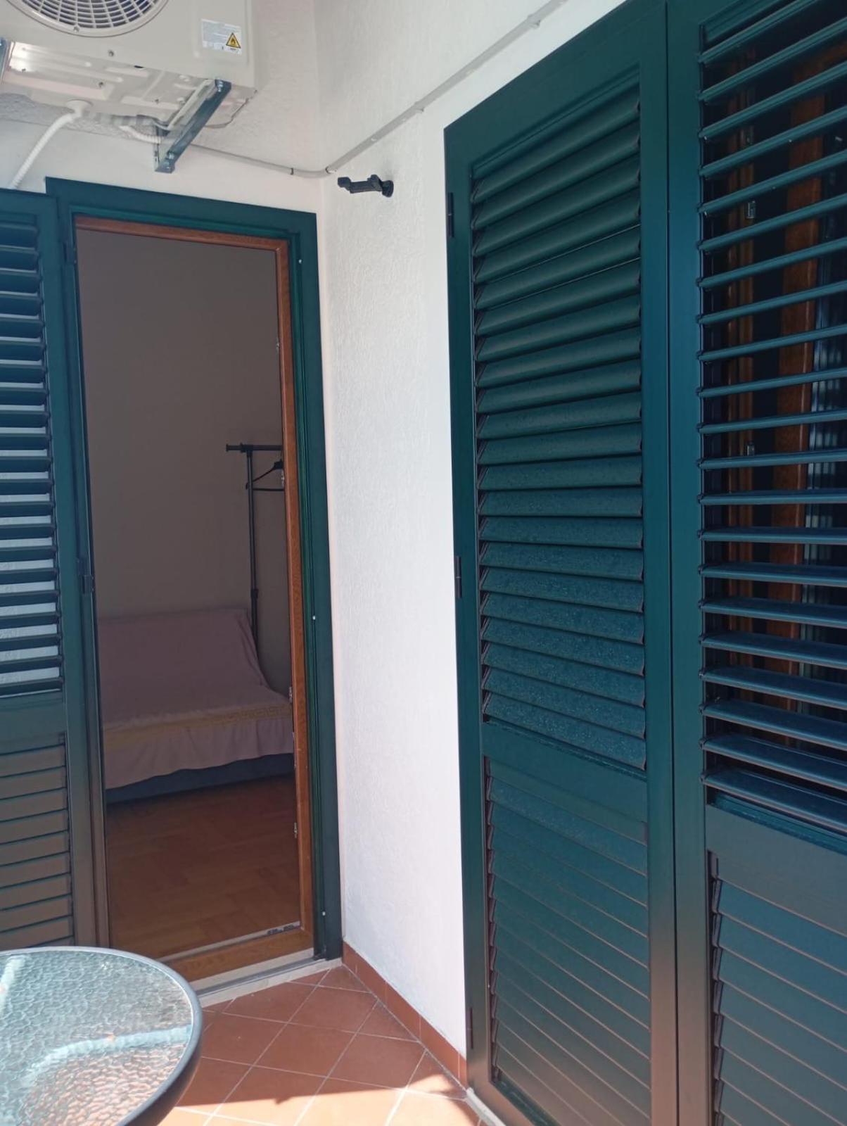 Apartments Cebra Herceg Novi Dış mekan fotoğraf